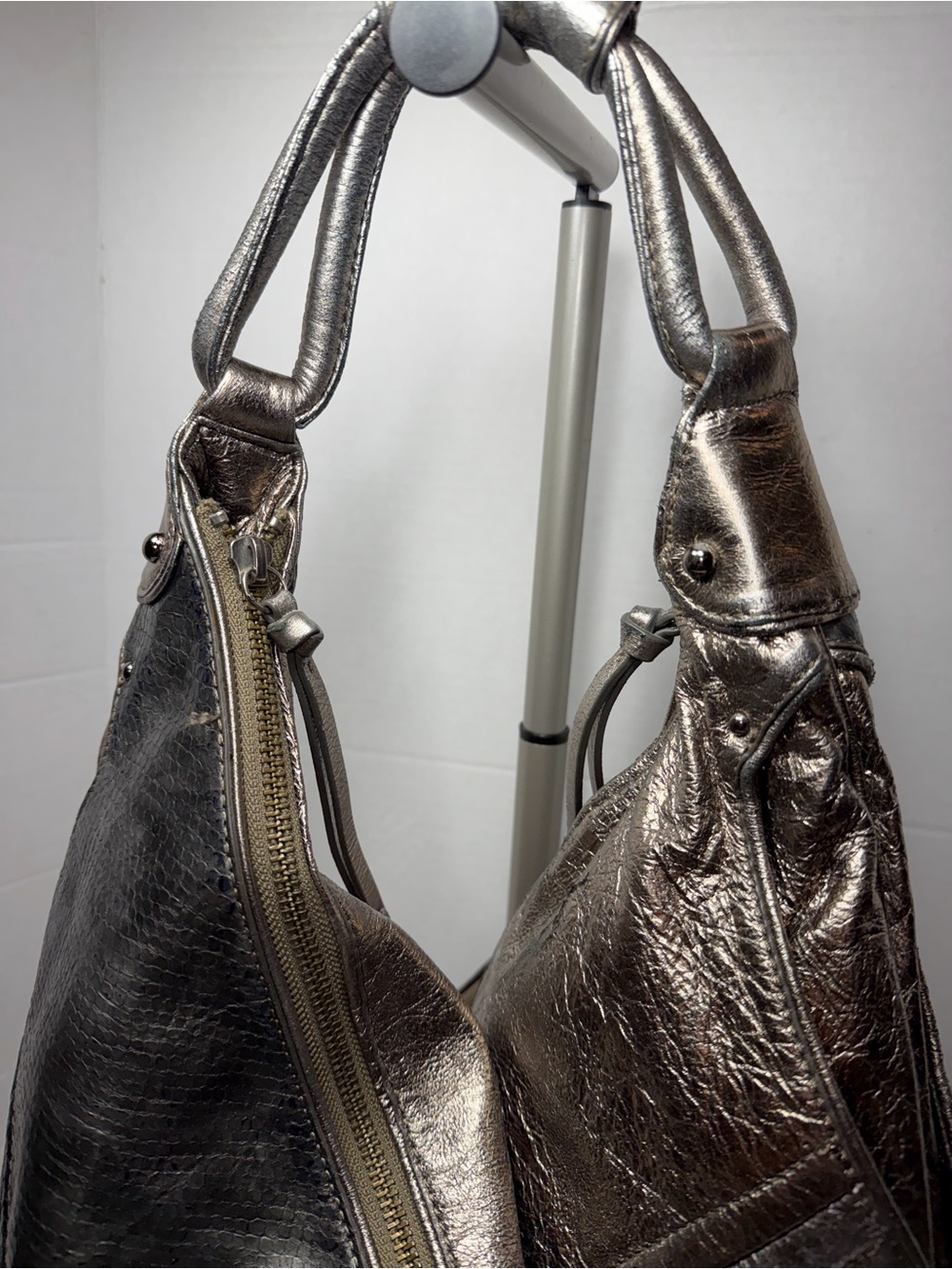 Botkier Satchel Handbag METALIC  Leather Zip Closure WITH TASSLE. - Picture 5 of 8